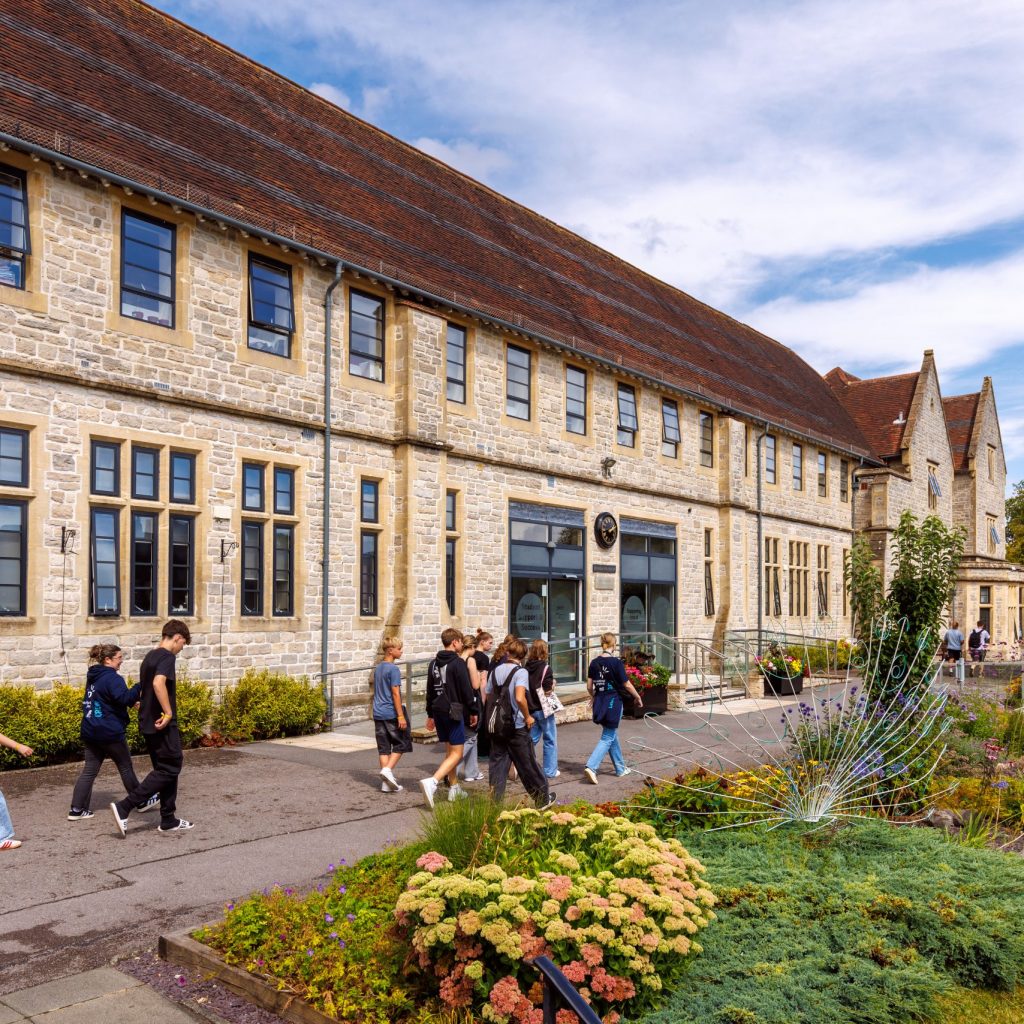 Winchester - Campus